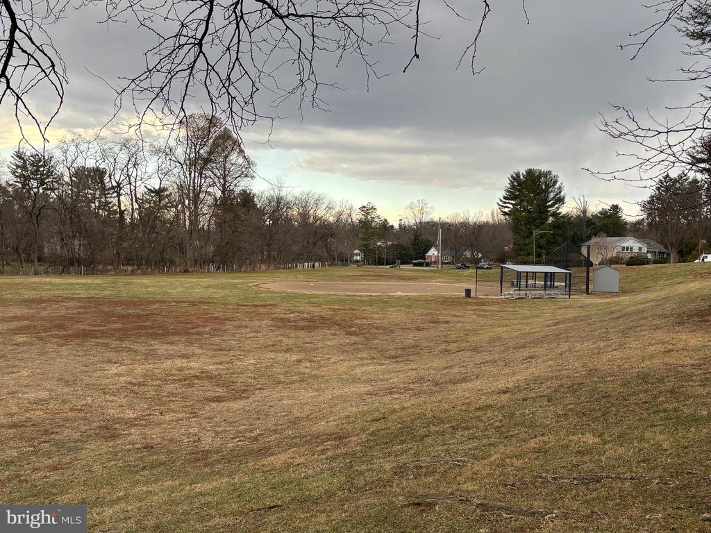 1354 ARBORDALE ROAD