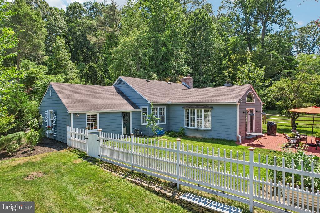 445 GENERAL WASHINGTON ROAD