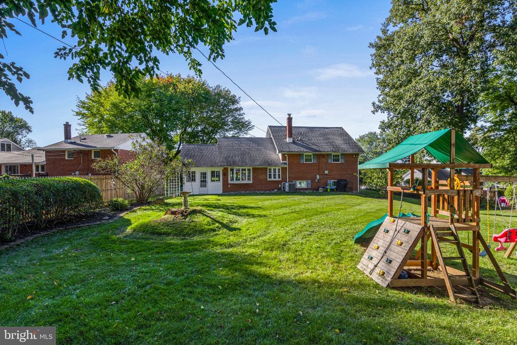 385 EVERGREEN ROAD