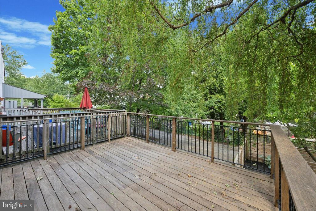 238 E Highland Ave