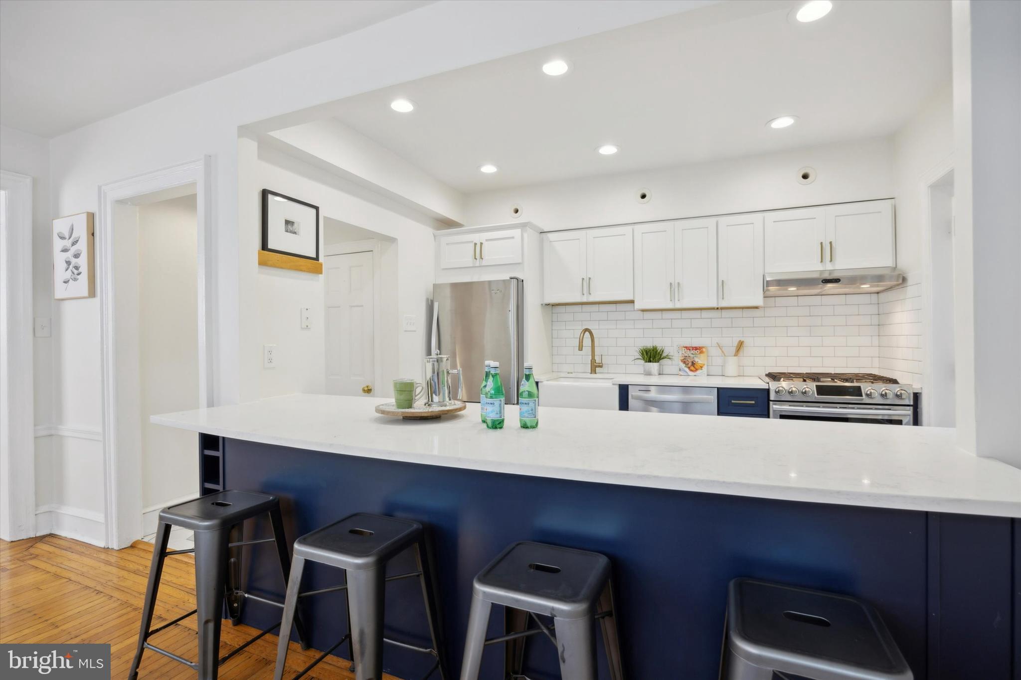 238 E Highland Ave