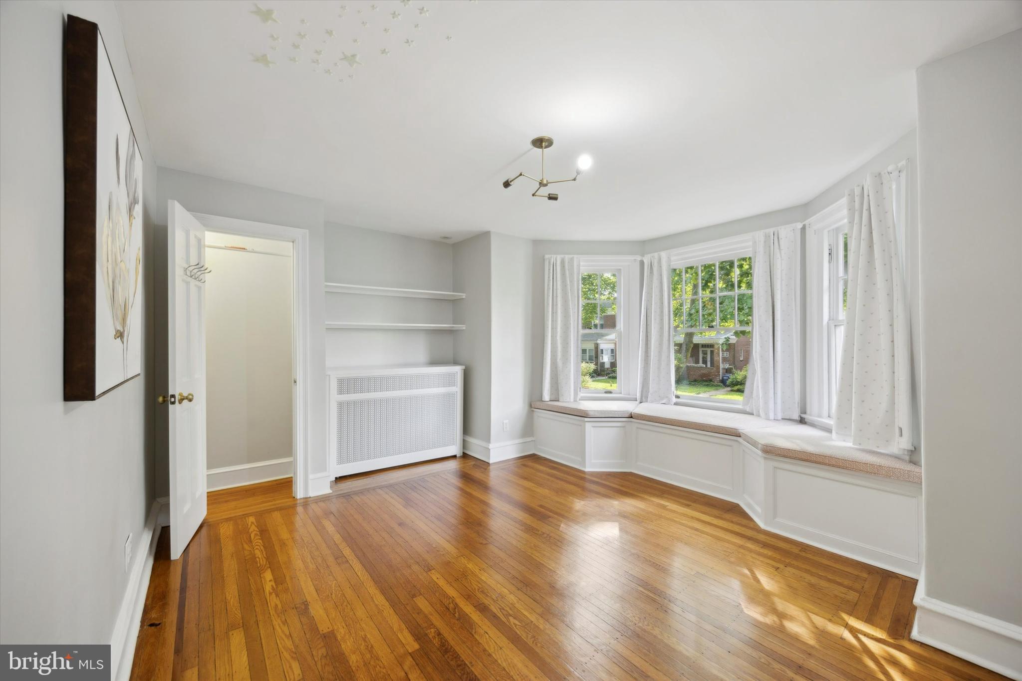 238 E Highland Ave