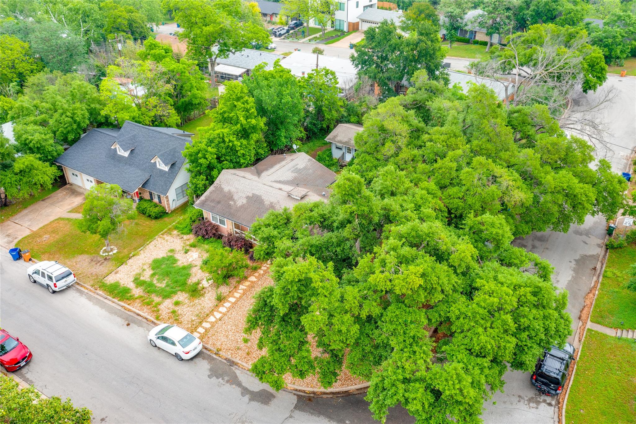 2707 East Side DR