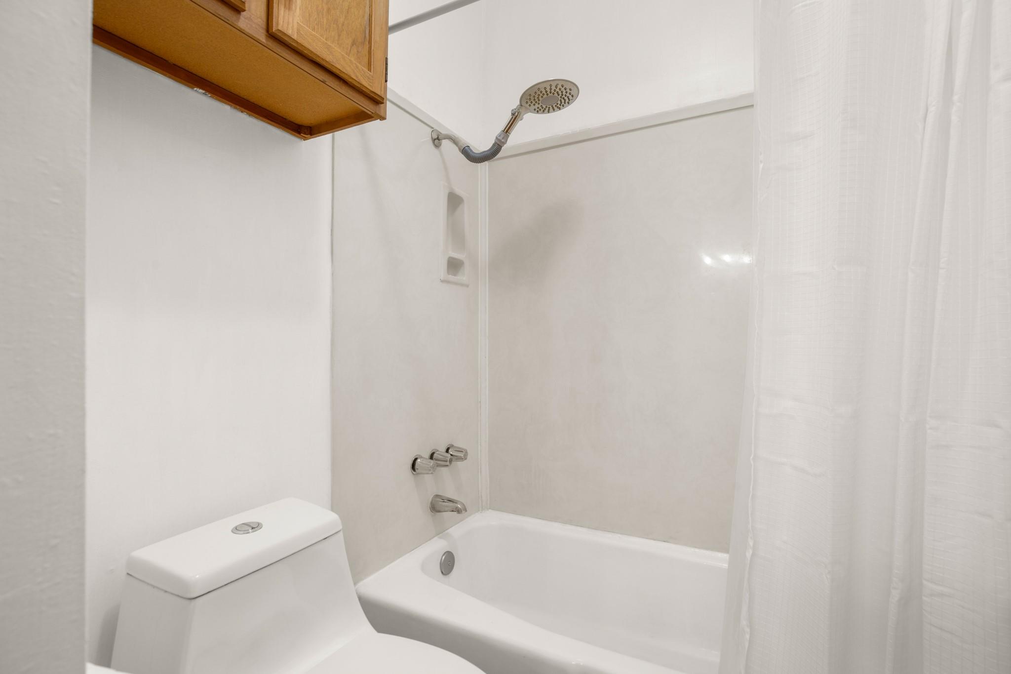 1905 San Gabriel ST # 101