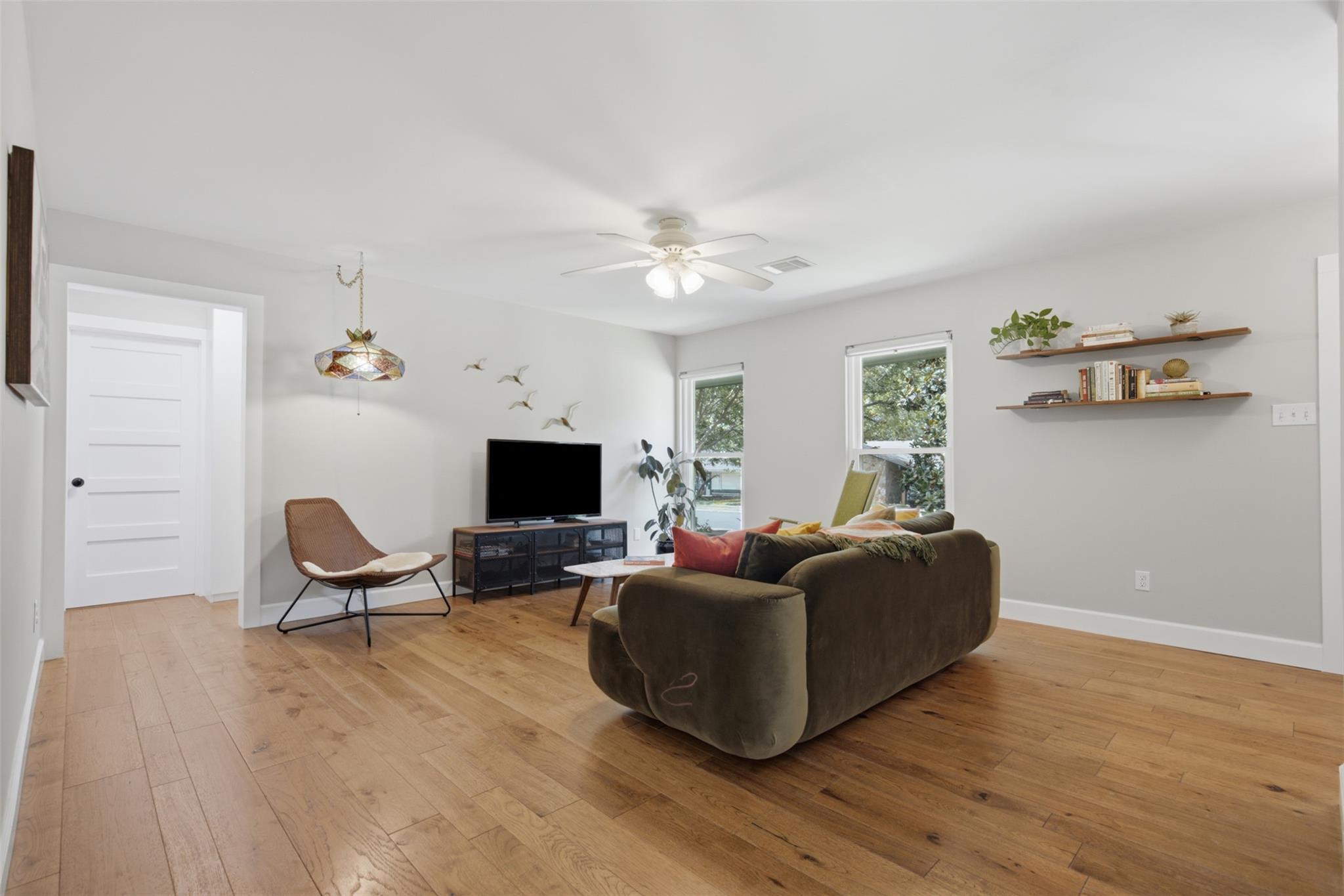 5307 King Henry DR