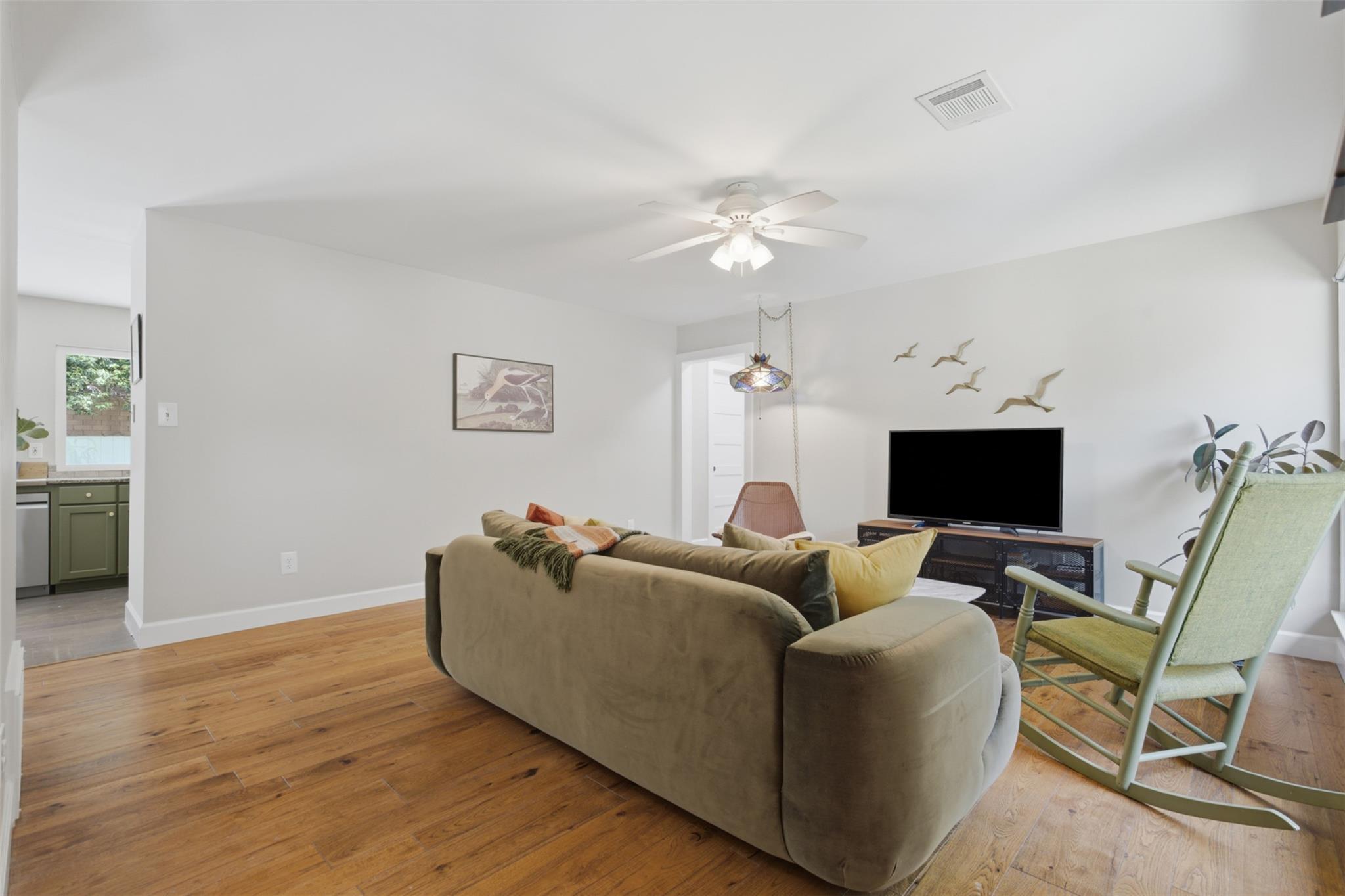 5307 King Henry DR