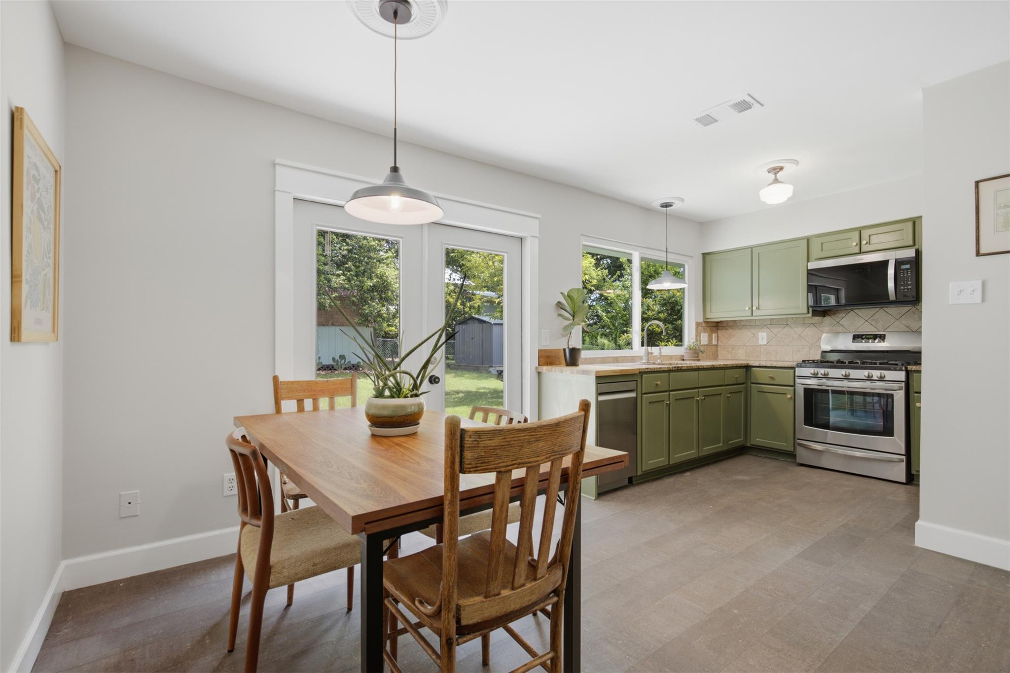 5307 King Henry DR