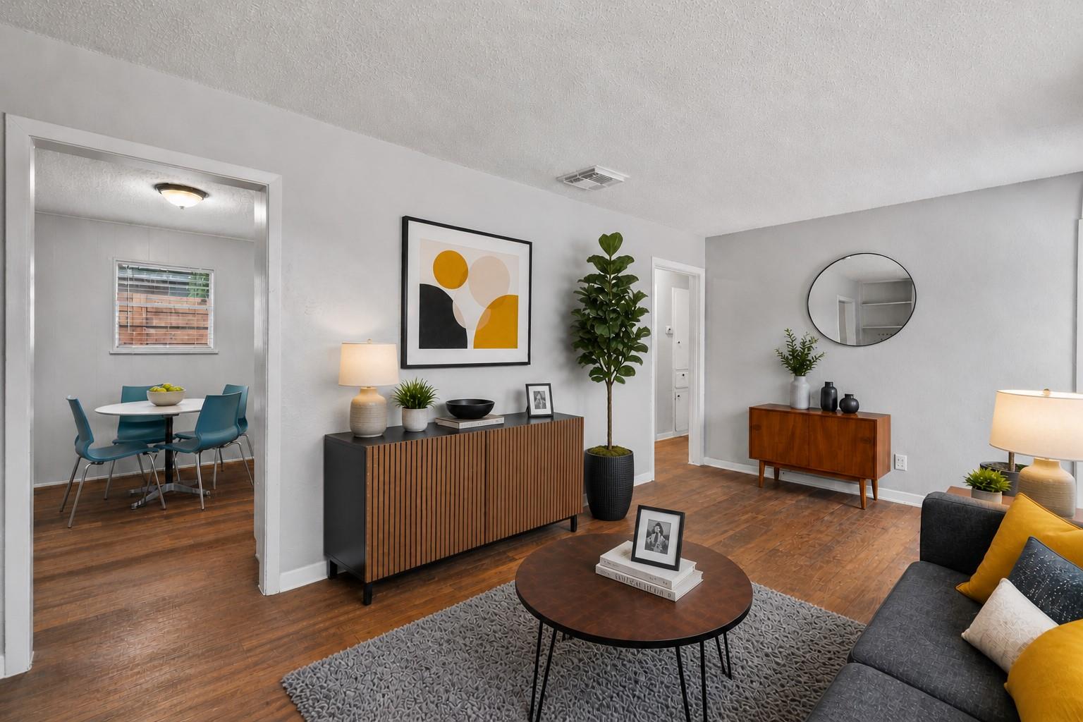 2203 Ventura DR