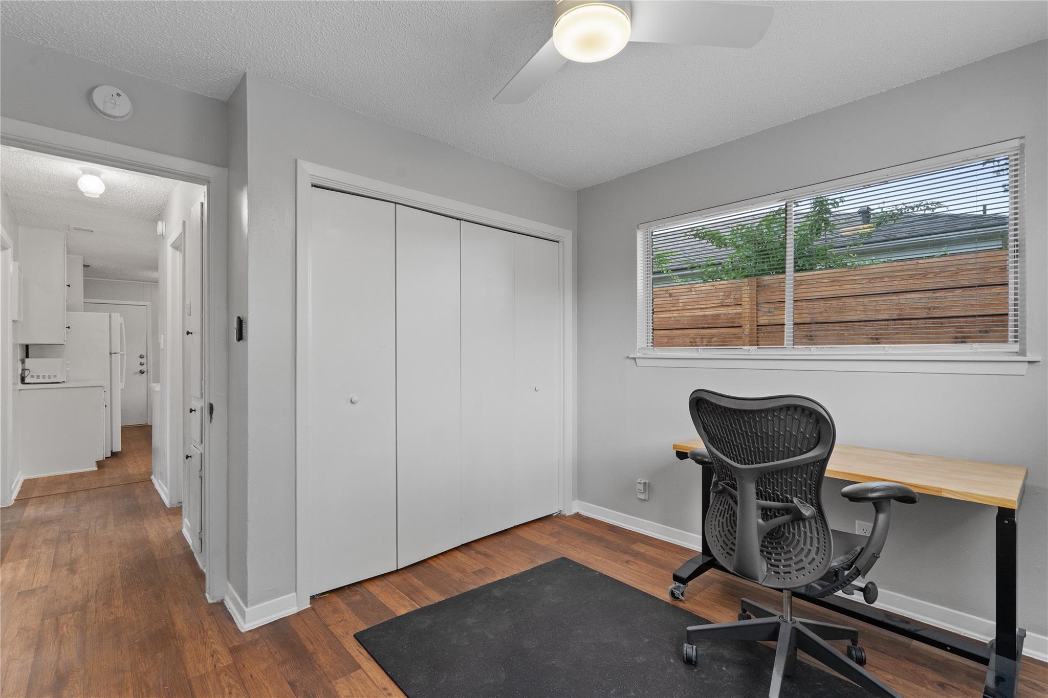 2203 Ventura DR