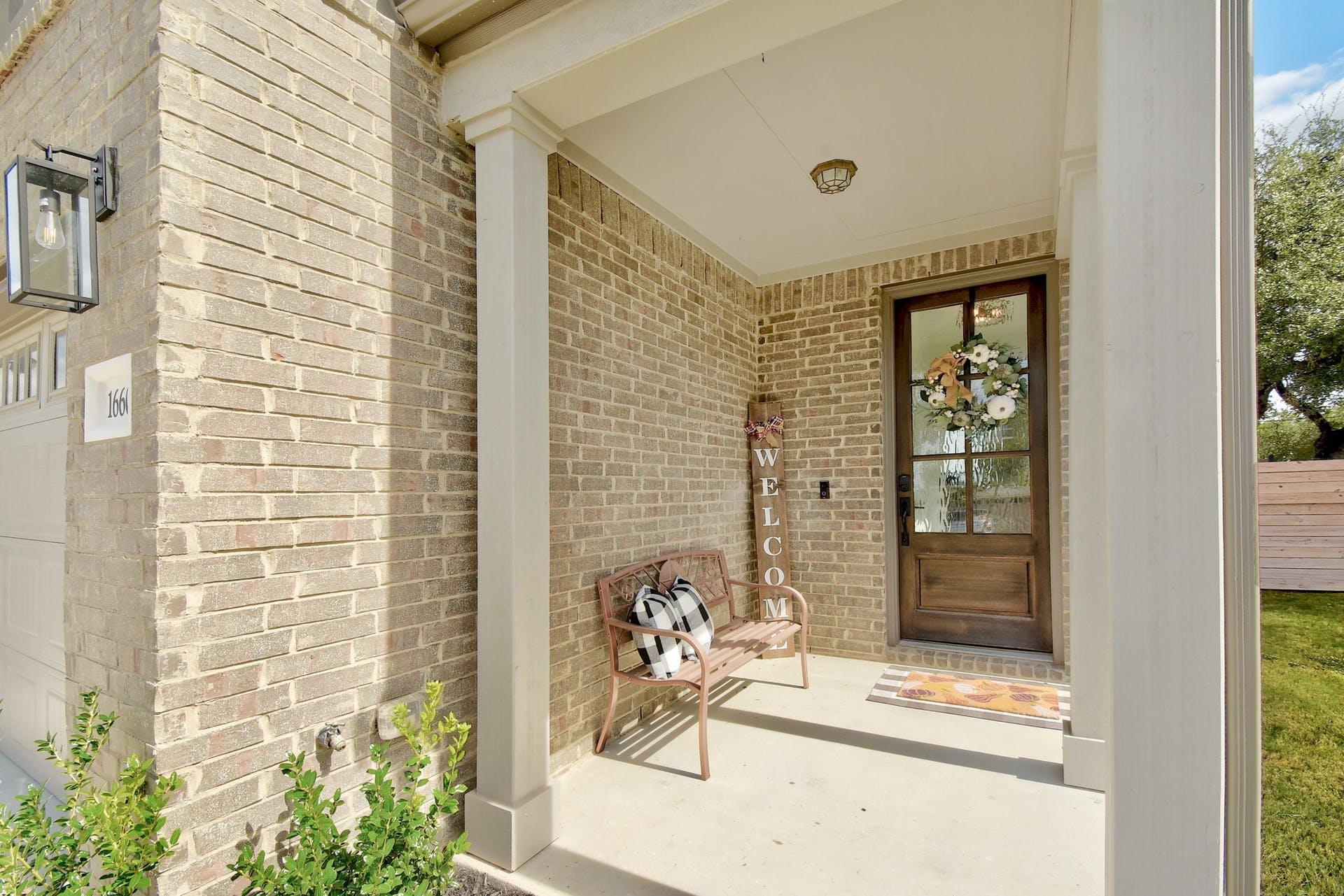 16601 Sydney Carol LN