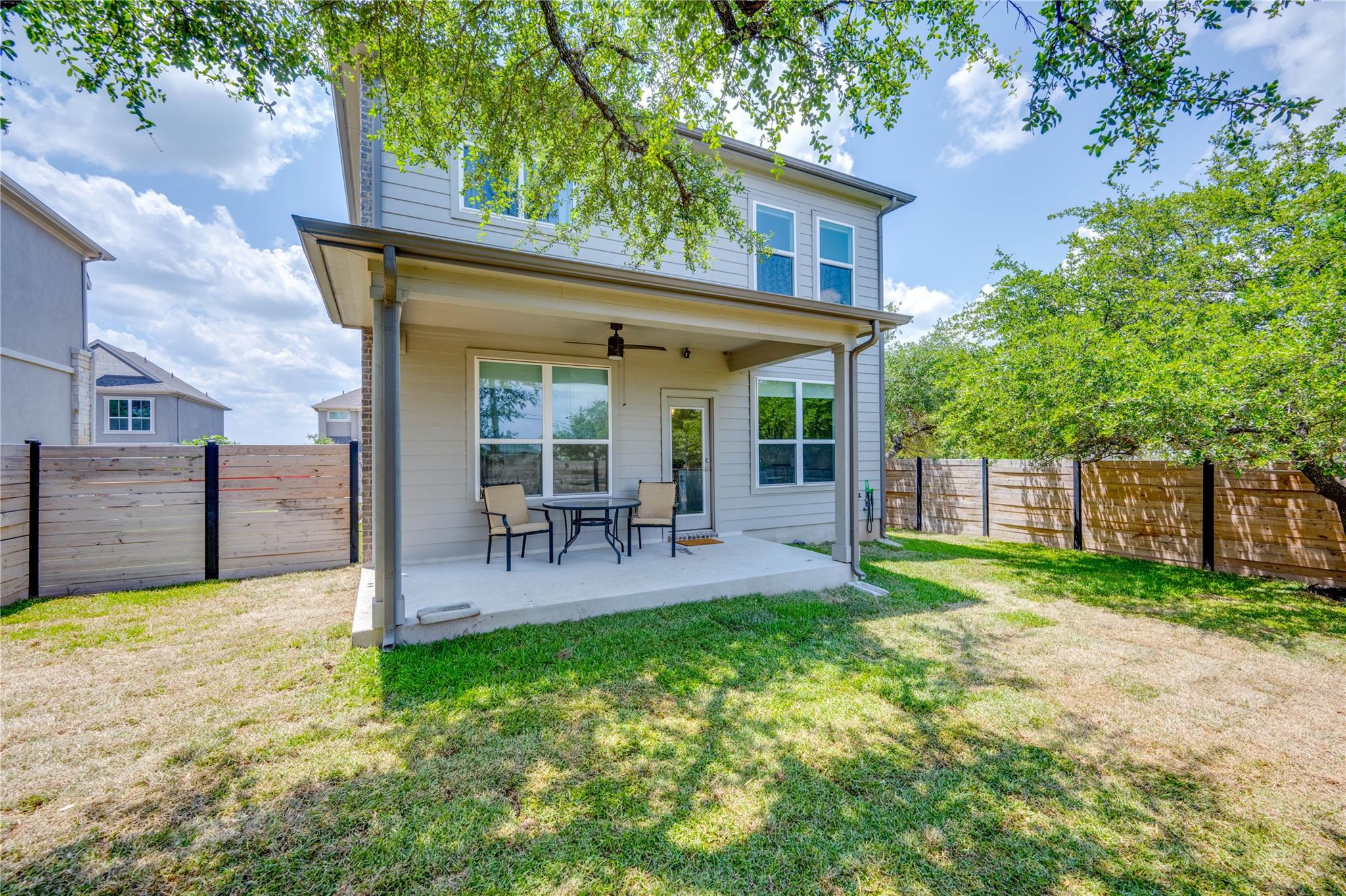 16601 Sydney Carol LN