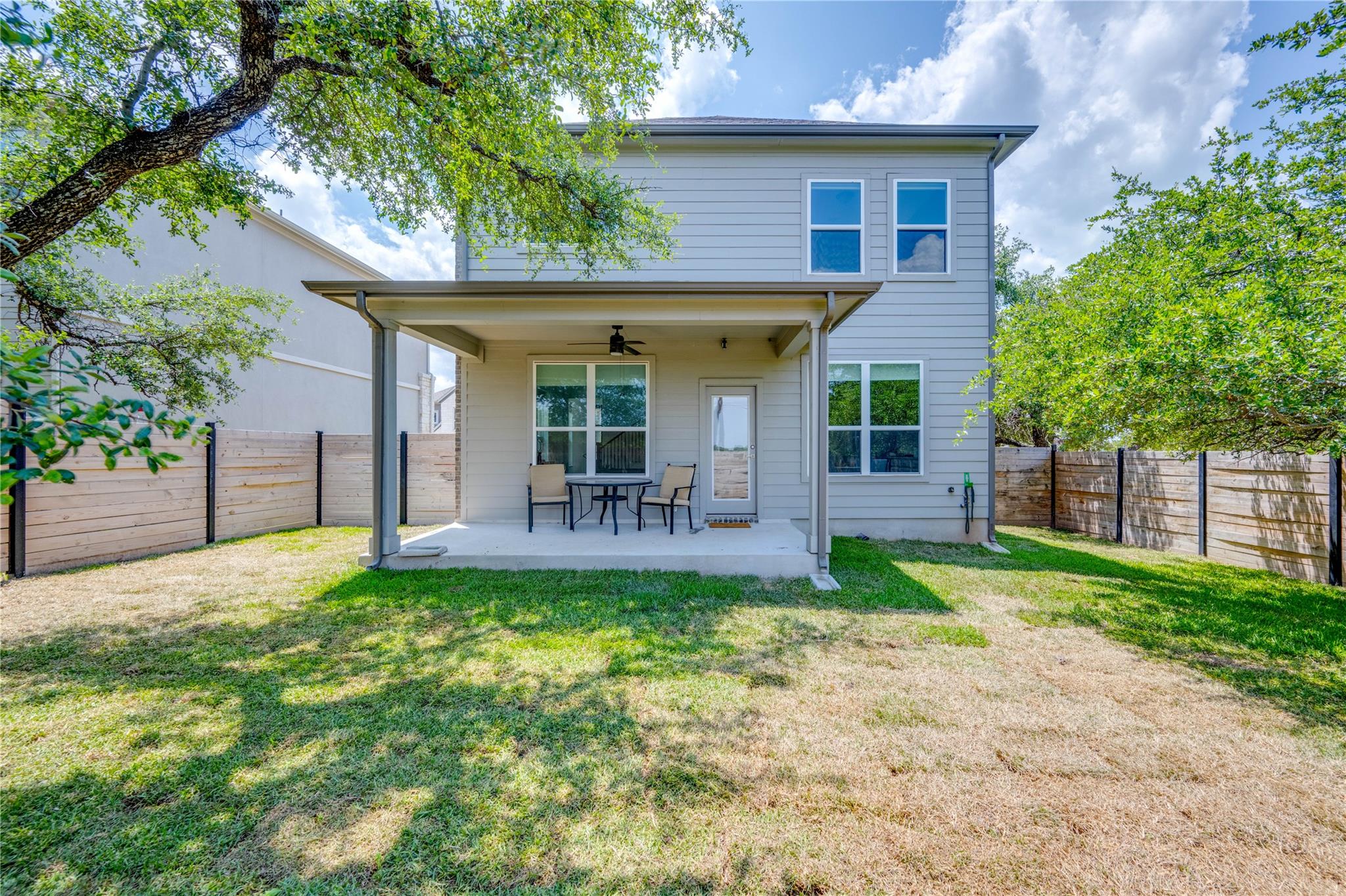 16601 Sydney Carol LN