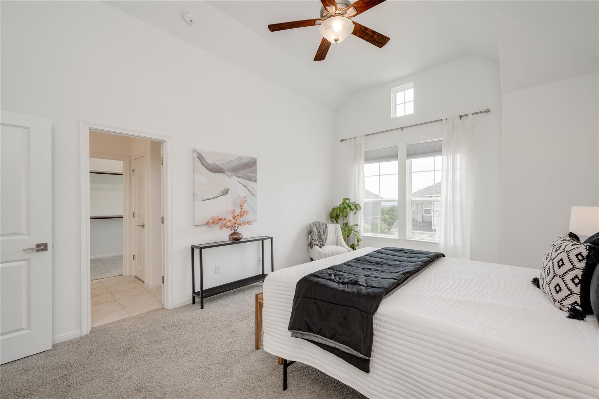 16601 Sydney Carol LN