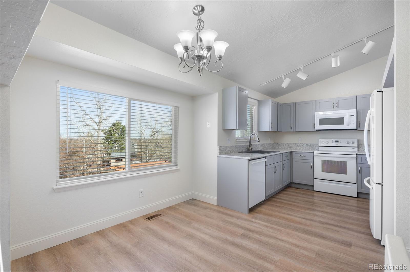 4542 S Gibraltar Street