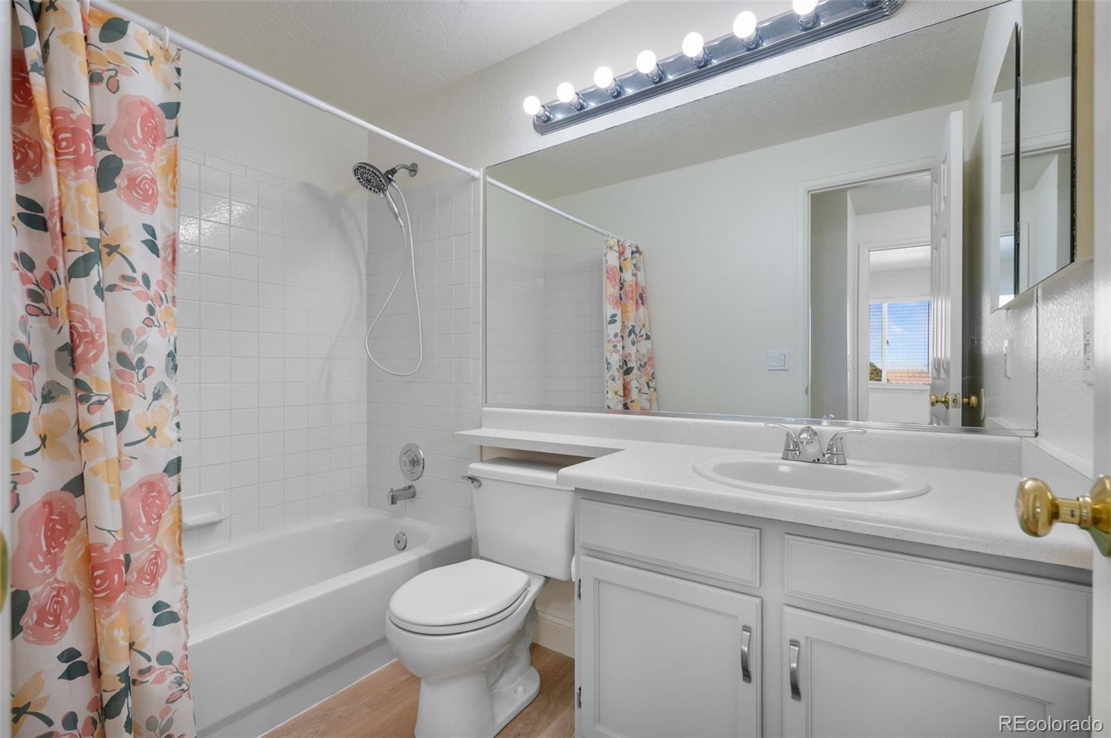 4542 S Gibraltar Street