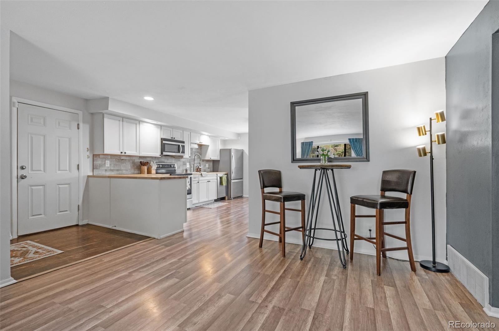 2962 S Webster Street