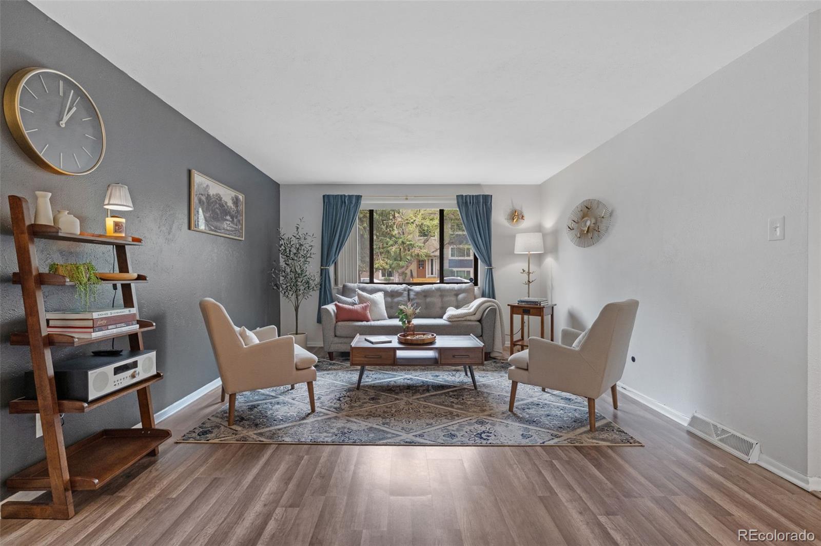 2962 S Webster Street