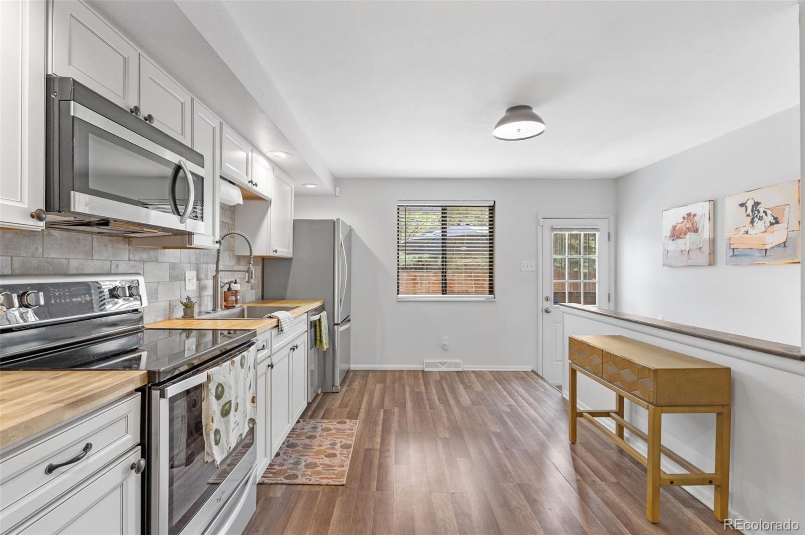 2962 S Webster Street