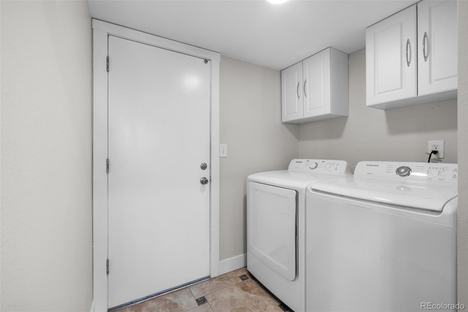 17593 E Wesley Place