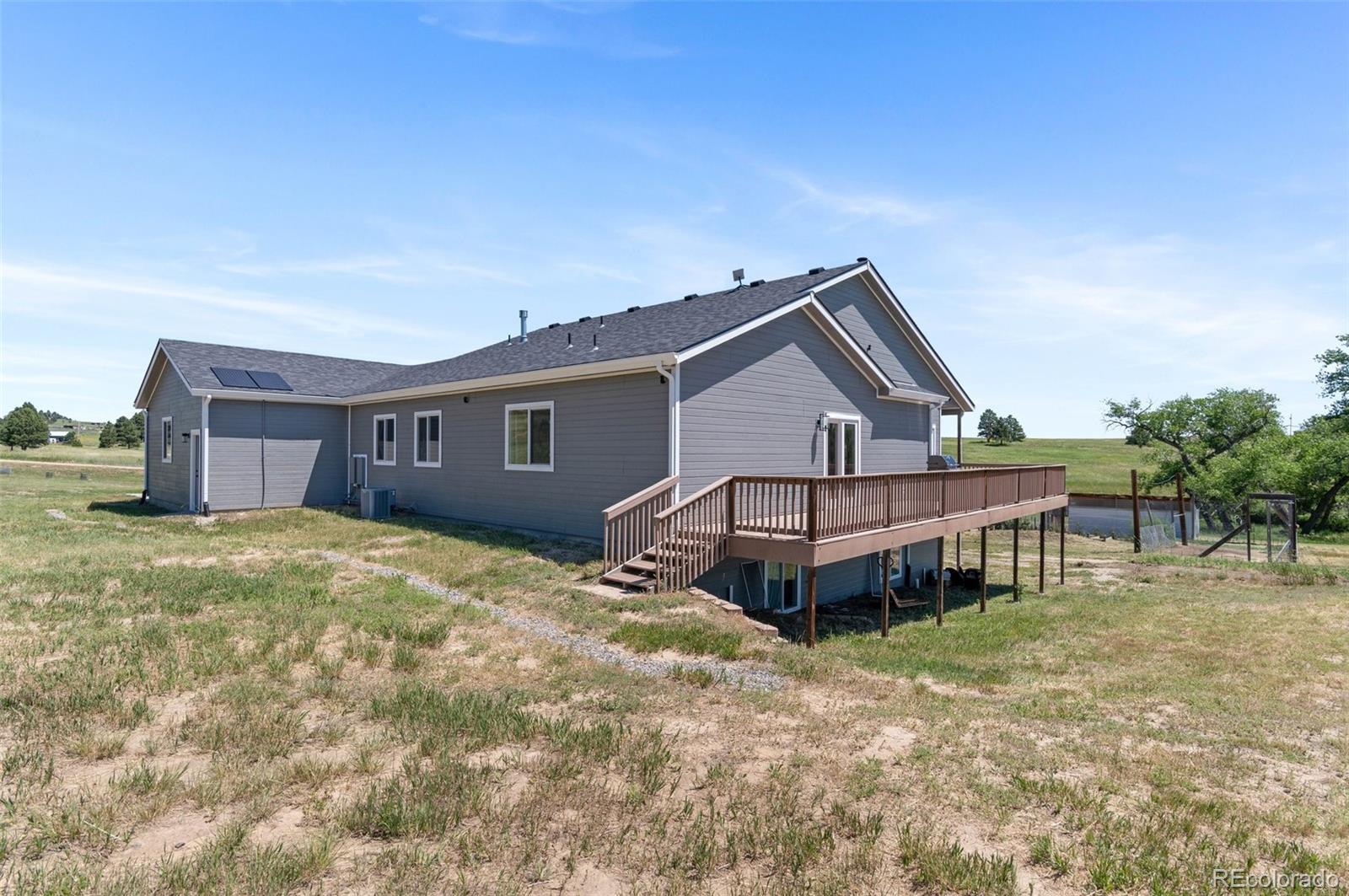 27083 Pine Vista Circle