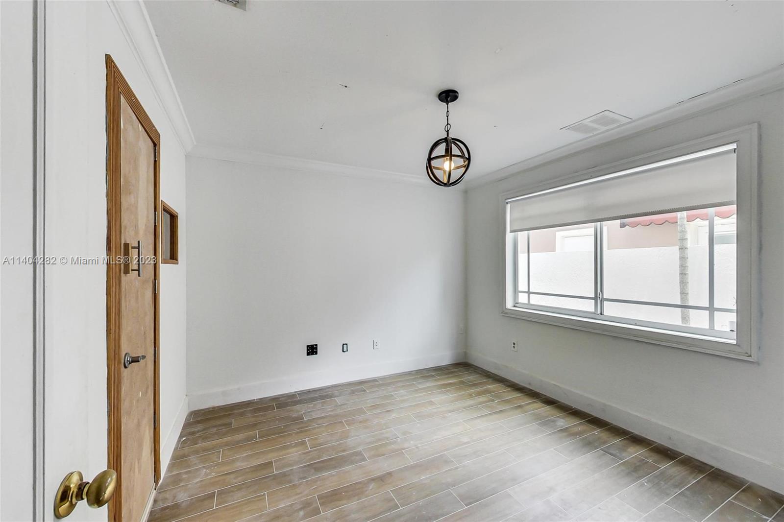 20 NW 135th Ave