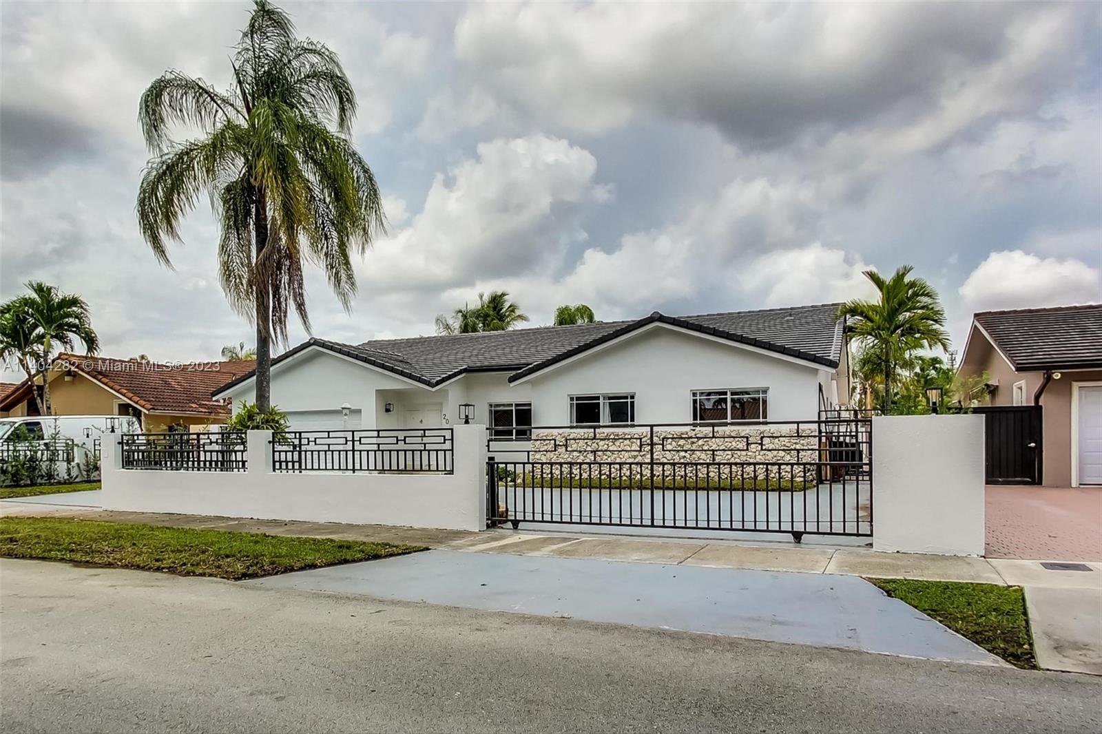 20 NW 135th Ave