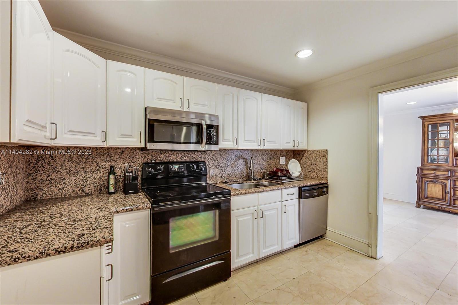 20 NW 135th Ave