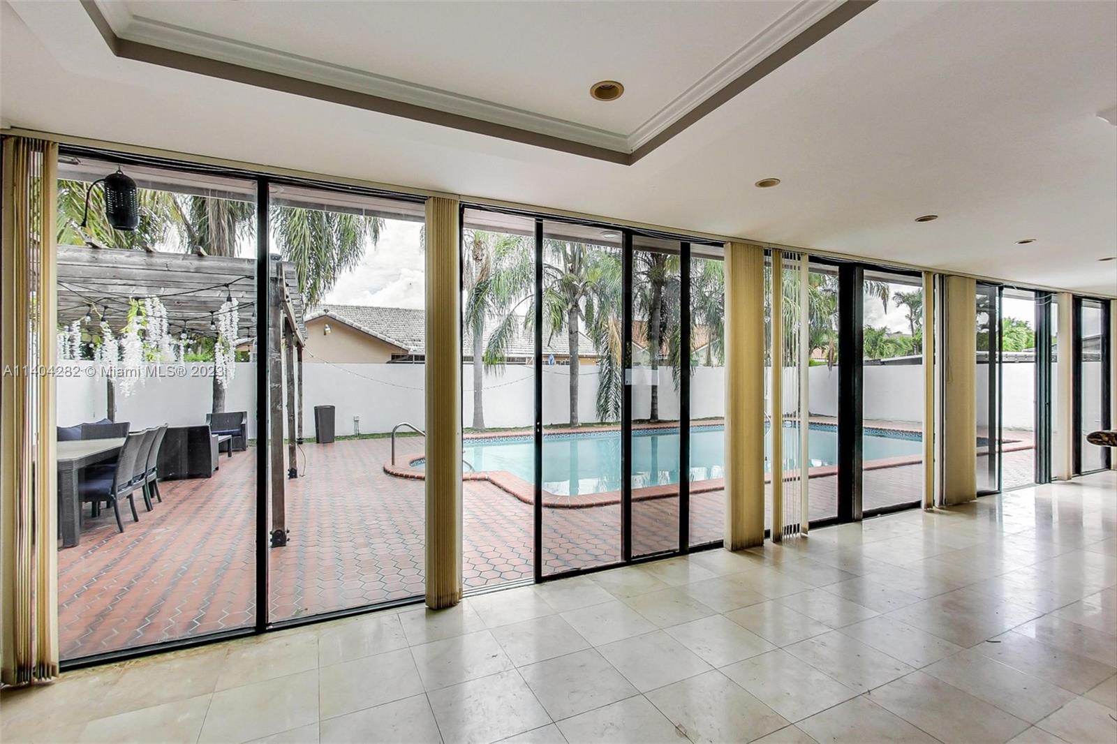 20 NW 135th Ave