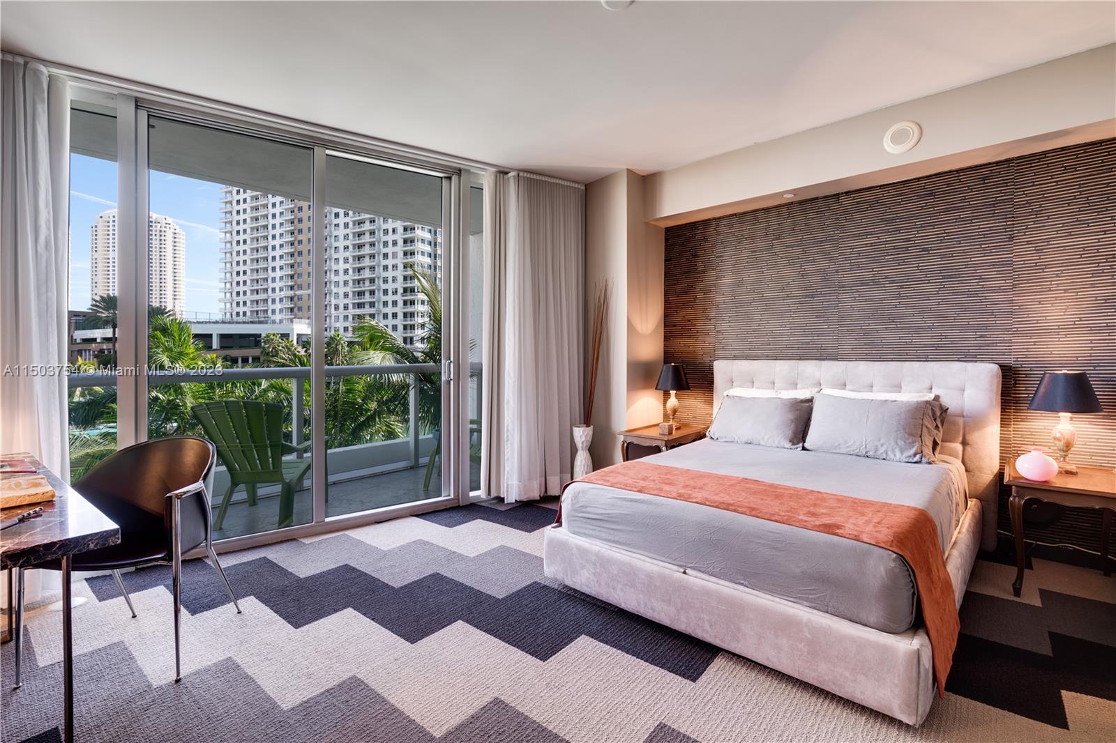 465 Brickell Ave # 418