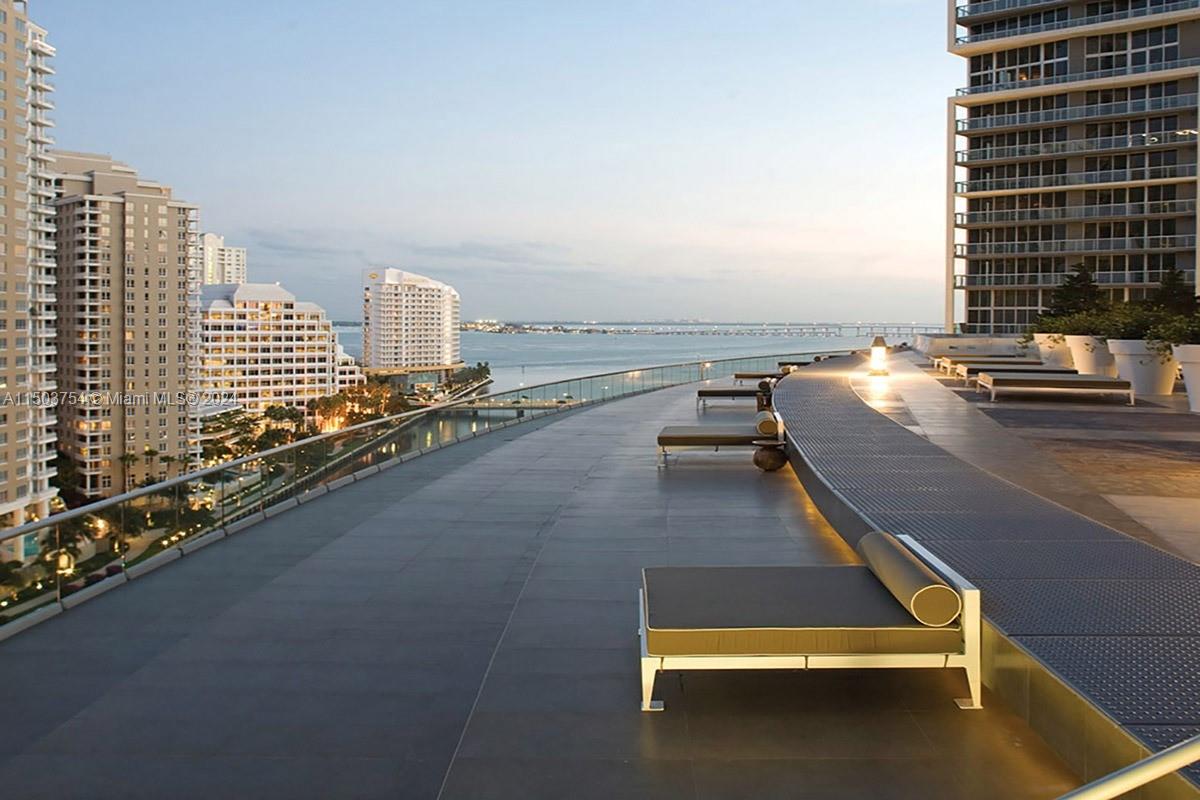 465 Brickell Ave # 418