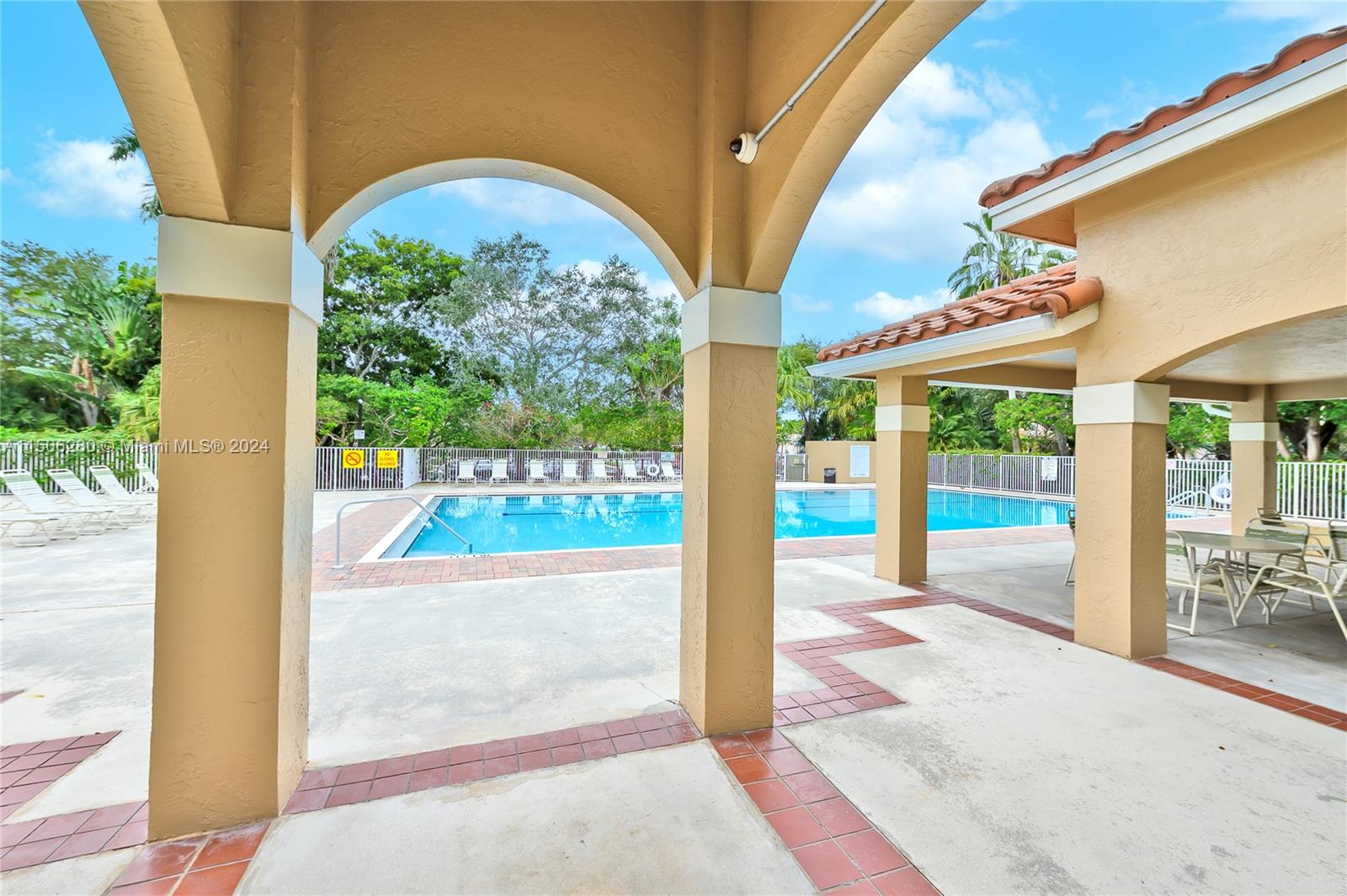 1419 Cottonwood Cir # 1419