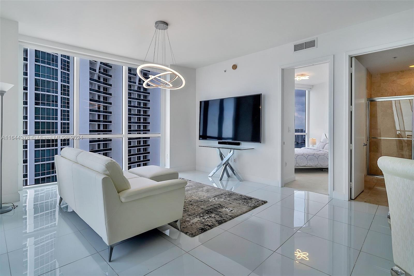 18201 Collins Ave, Unit 4109A