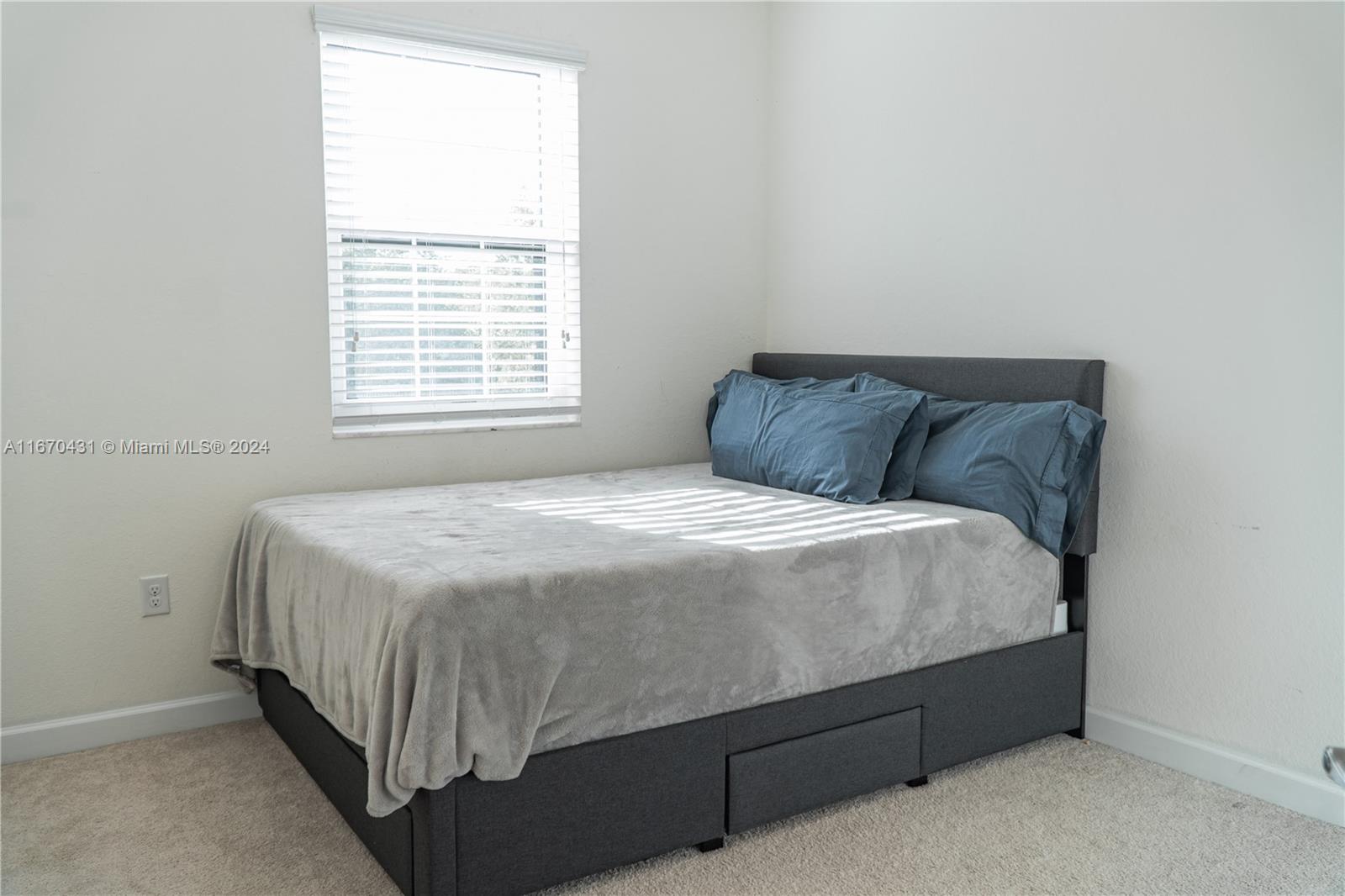 353 SE 37th Ter