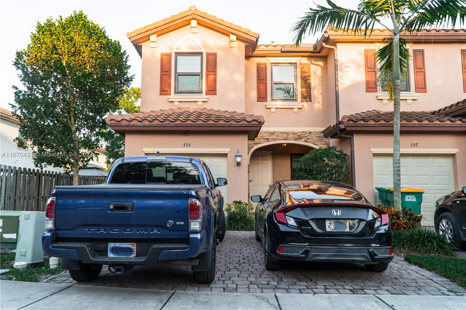 353 SE 37th Ter