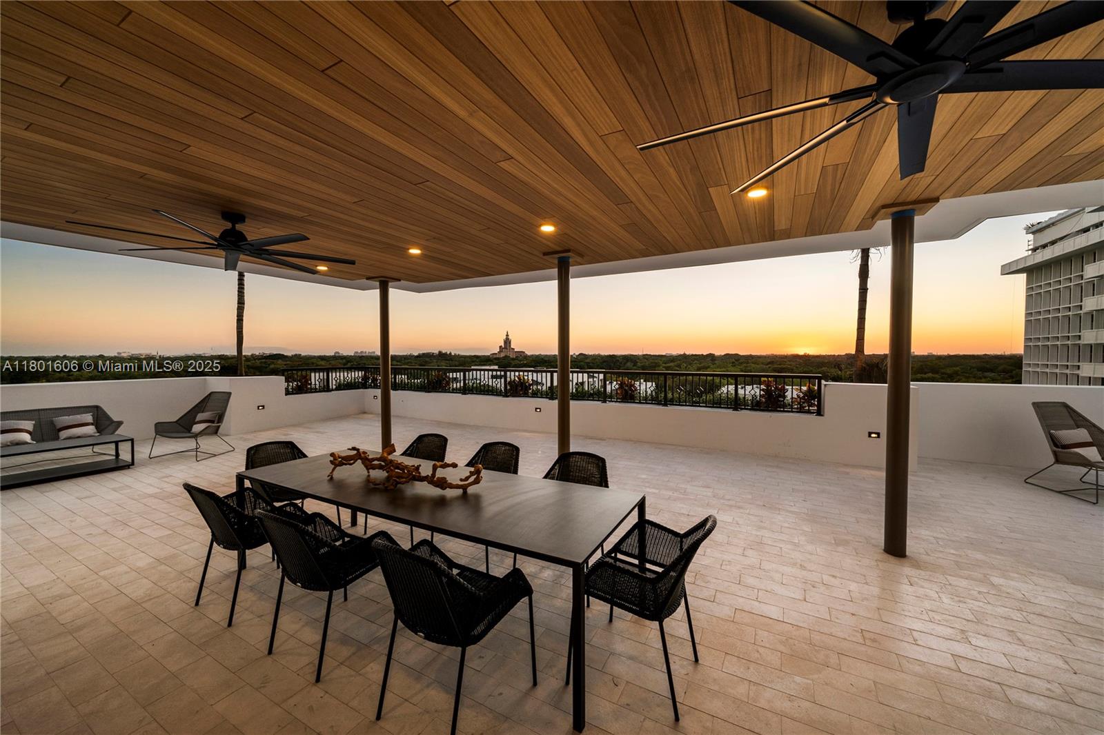 701 Valencia Ave # 702