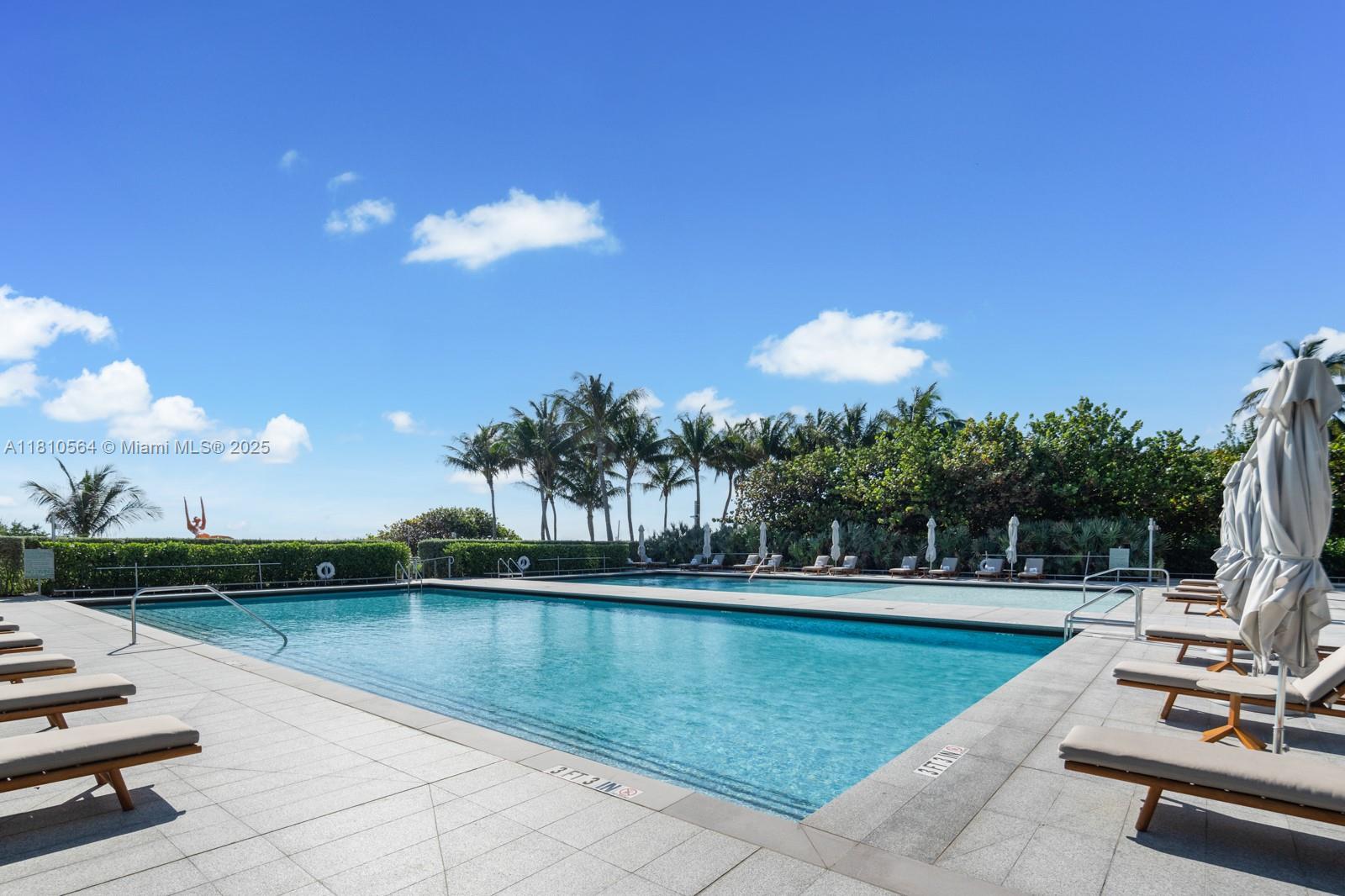 8701 Collins Ave # 905