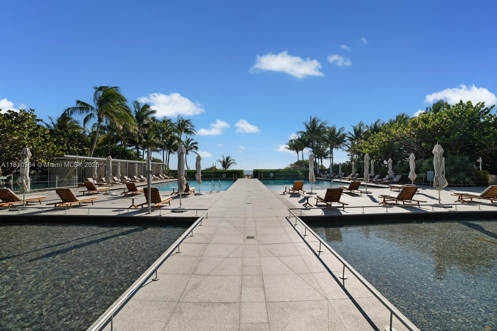 8701 Collins Ave # 905