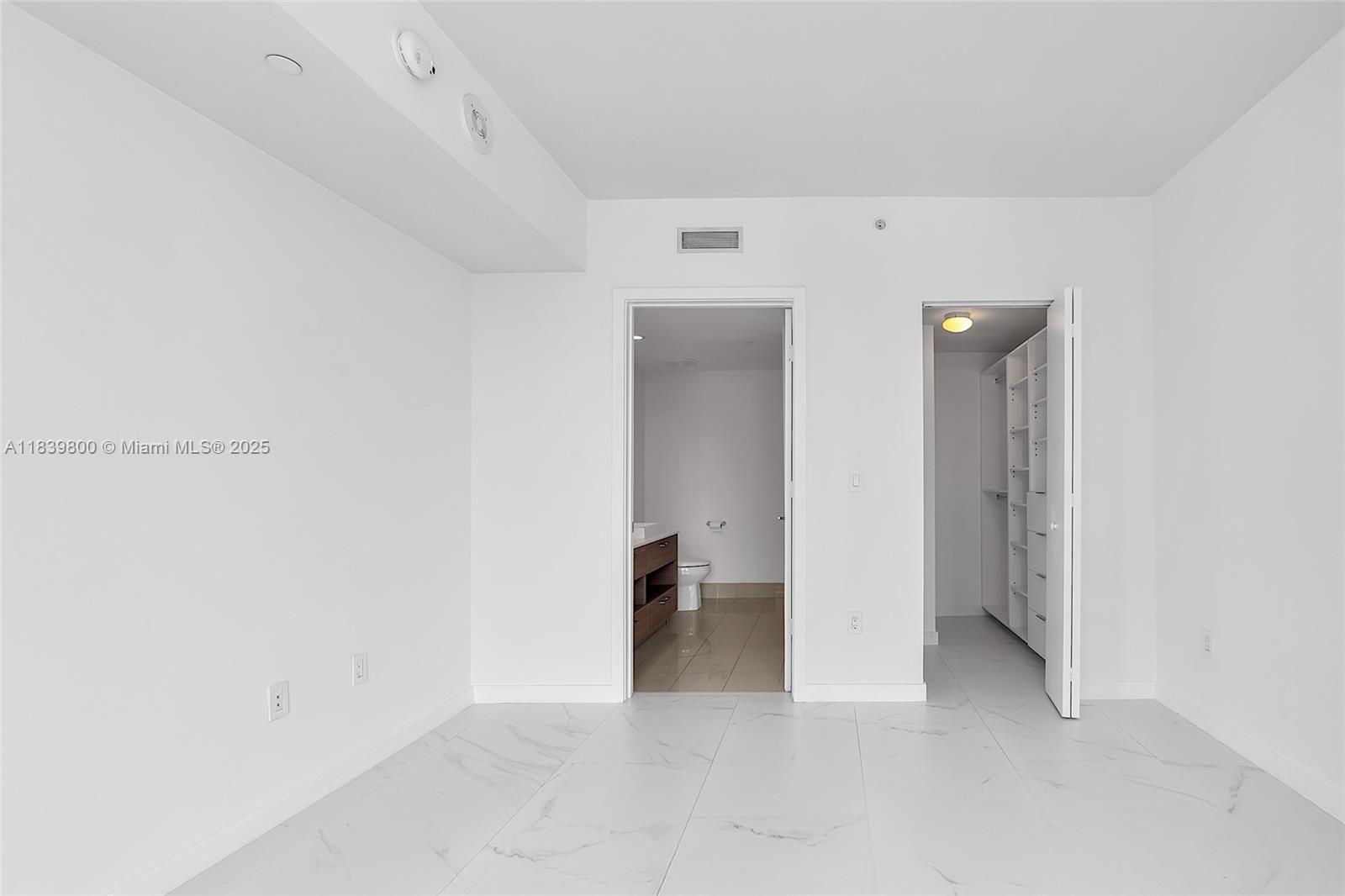1300 S Miami Ave Unit: 3211