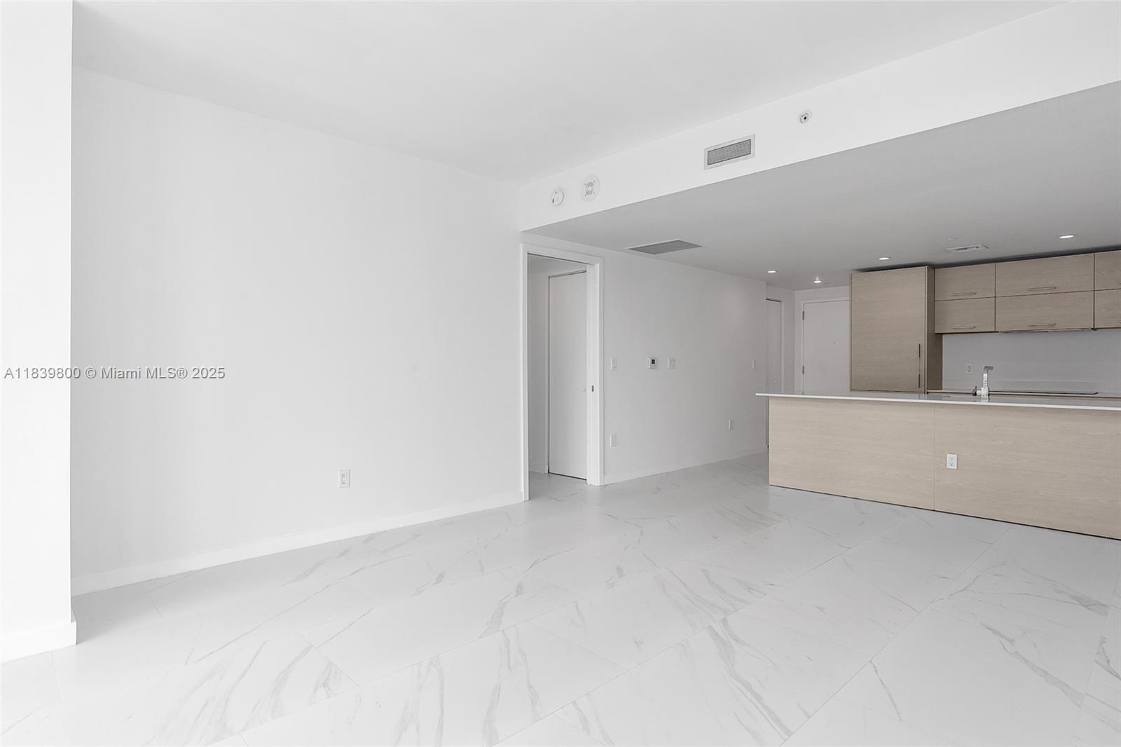 1300 S Miami Ave Unit: 3211