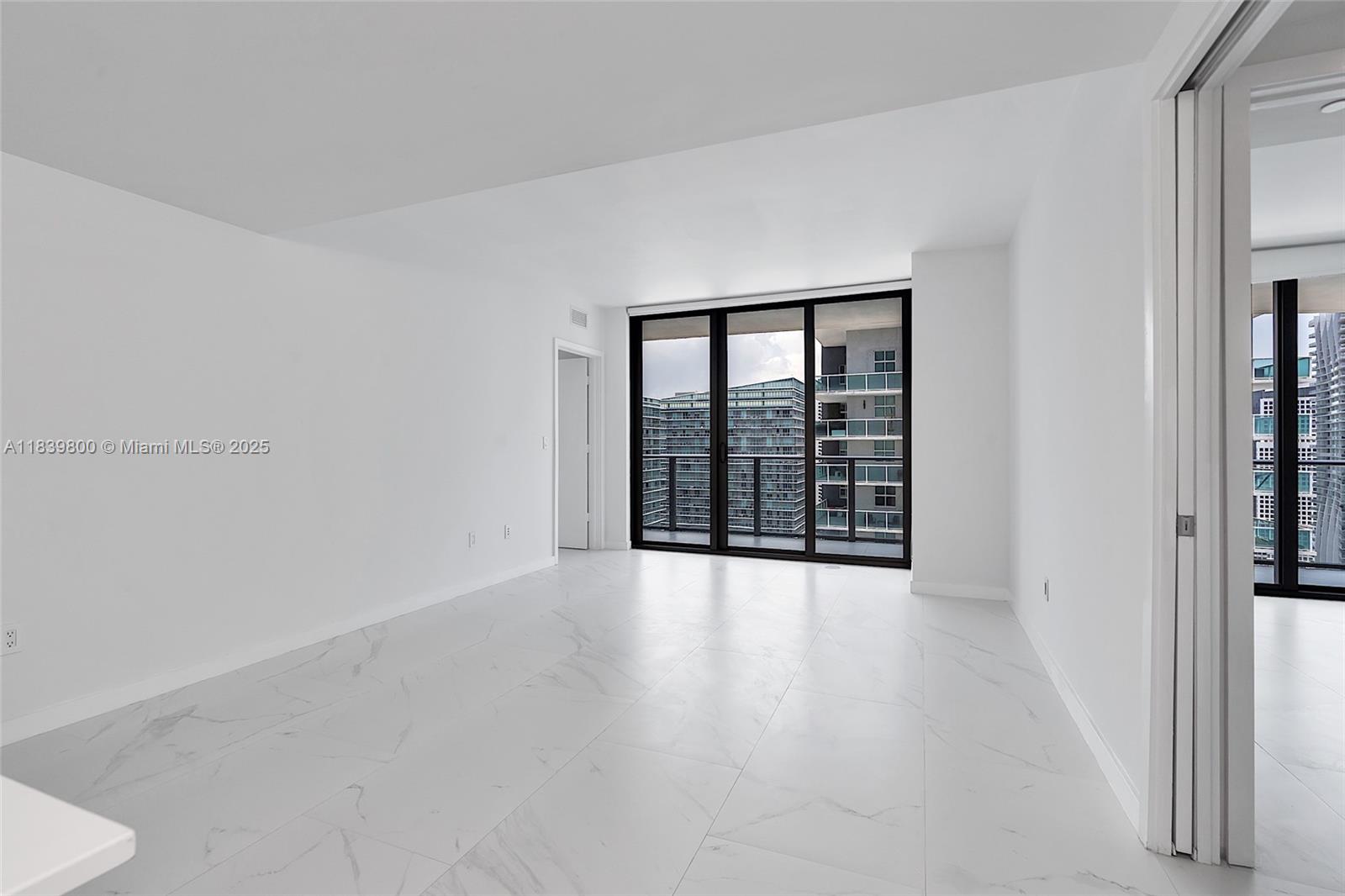 1300 S Miami Ave Unit: 3211