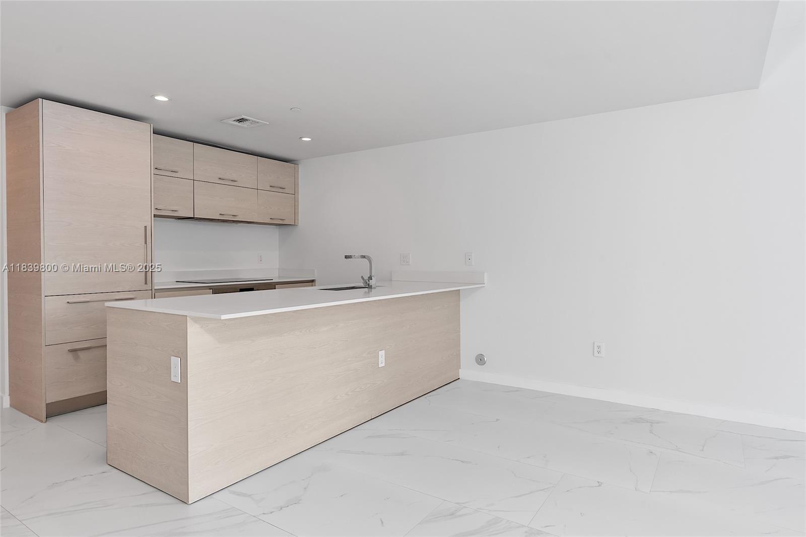 1300 S Miami Ave Unit: 3211