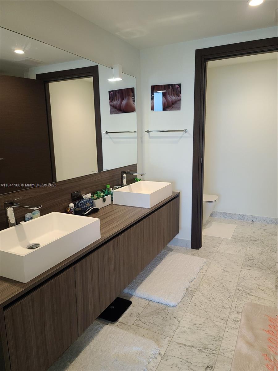 1000 Brickell Plz # 3510