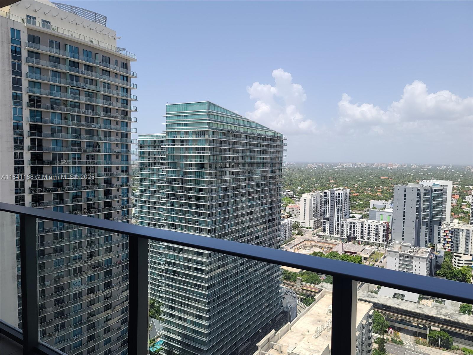 1000 Brickell Plz # 3510