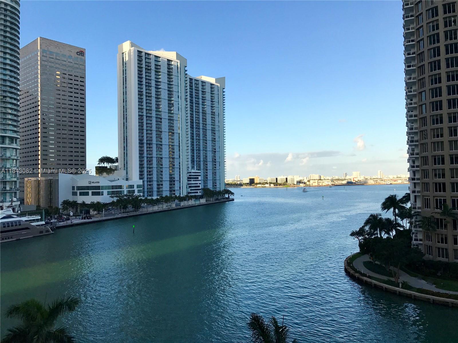 465 Brickell Ave # 717, Miami Unit: B 717