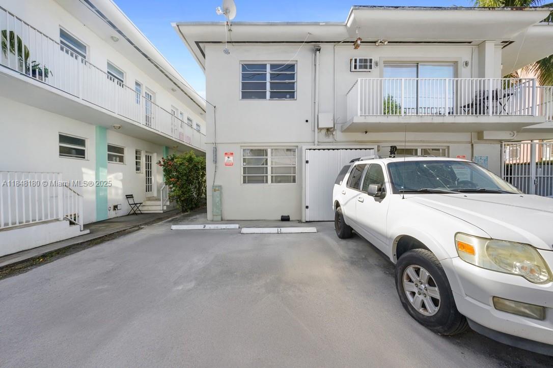 921 Meridian Ave # 11