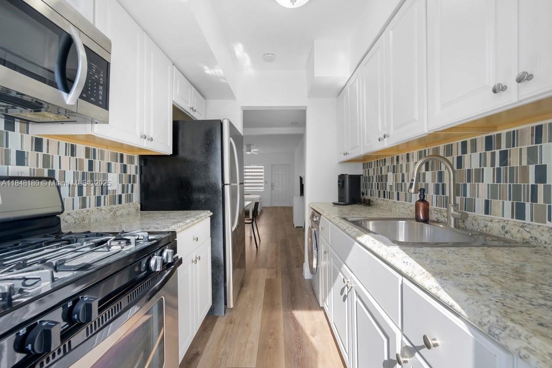 921 Meridian Ave # 11