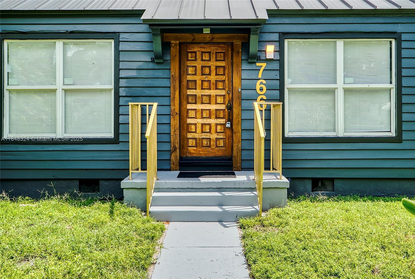 766 NW 45th St