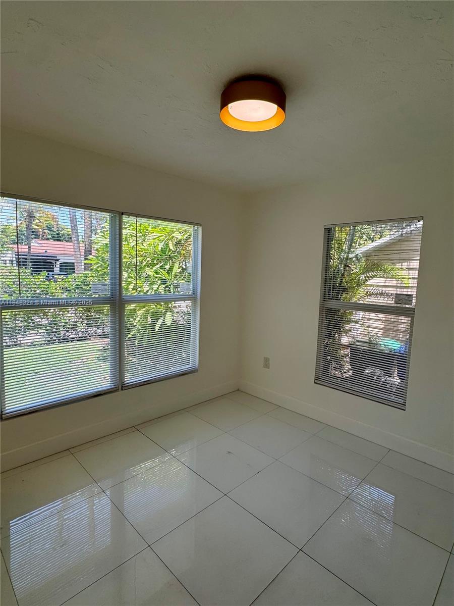 766 NW 45th St