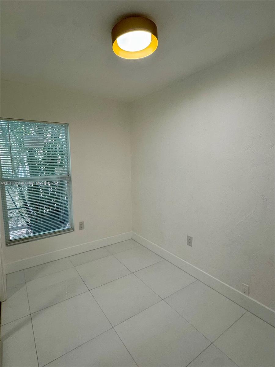 766 NW 45th St