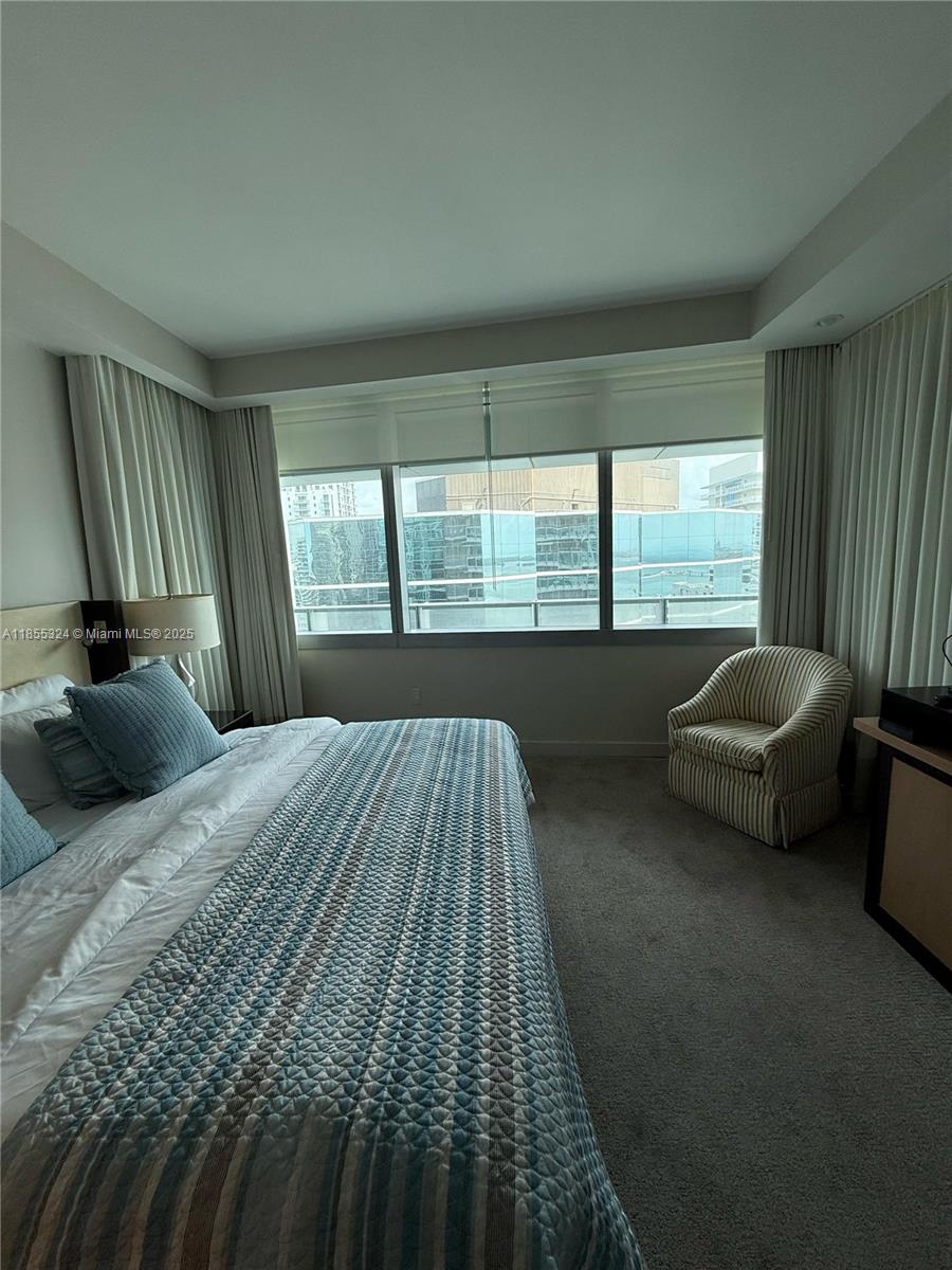 1395 Brickell Ave # 2607